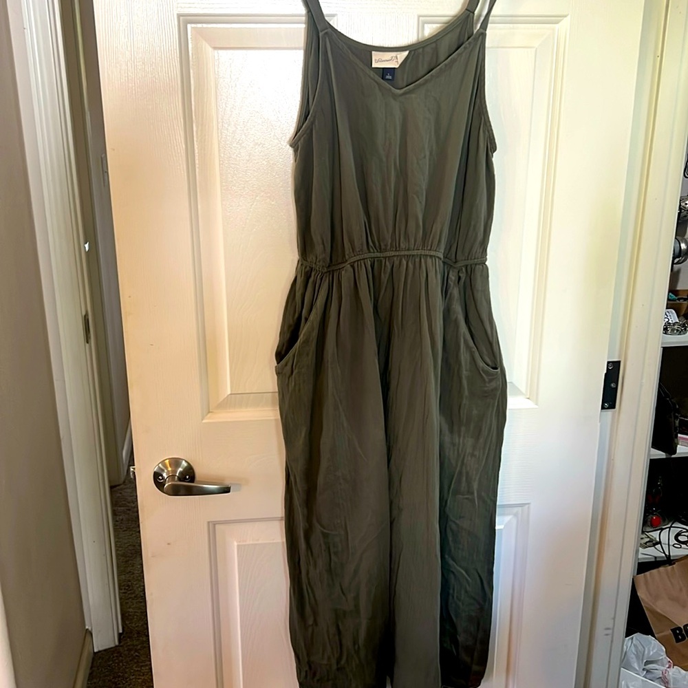Long green dress